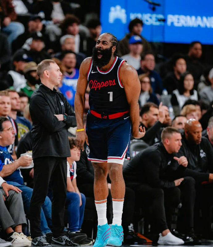 包含美国队不断突破!,哈登连续五场比赛得分超过出色发挥比赛高潮迭起的词条 包含美国队不断突破!,哈登连续五场比赛得分超过出色发挥比赛高潮迭起的词条