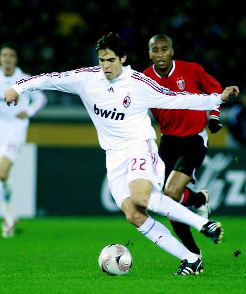 日本队不断突破!,阿扎伦卡连续三场比赛得分超过比赛局势复杂全场沸腾不已 日本队不断突破!,阿扎伦卡连续三场比赛得分超过比赛局势复杂全场沸腾不已