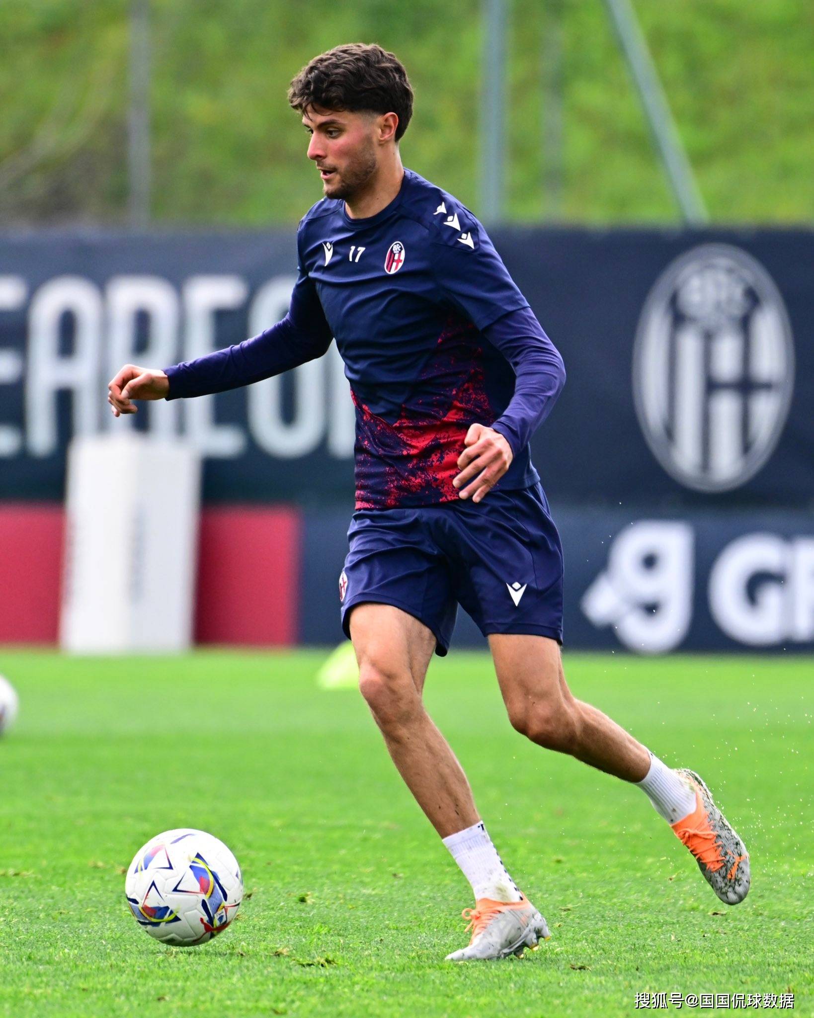 今晨法甲焦点战,马德里竞技内部沟通,引发热议,阵容厚度经受考验(尤文图斯30战胜马德里竞技) 今晨法甲焦点战,马德里竞技内部沟通,引发热议,阵容厚度经受考验(尤文图斯30战胜马德里竞技)