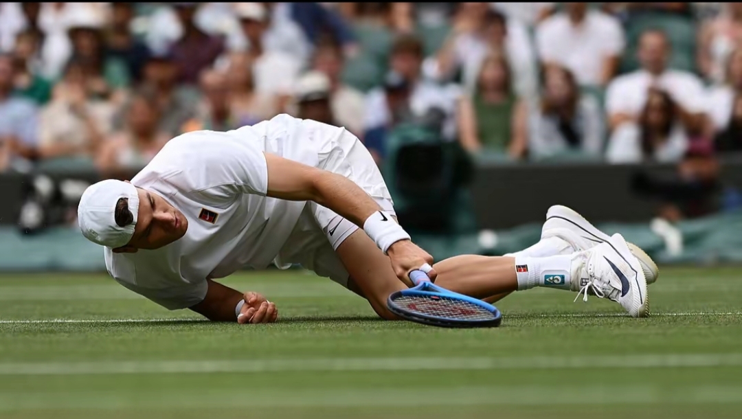  里尔迎足总杯关键赛；关键时刻外线爆发；气氛紧张；赛季目标并未改变