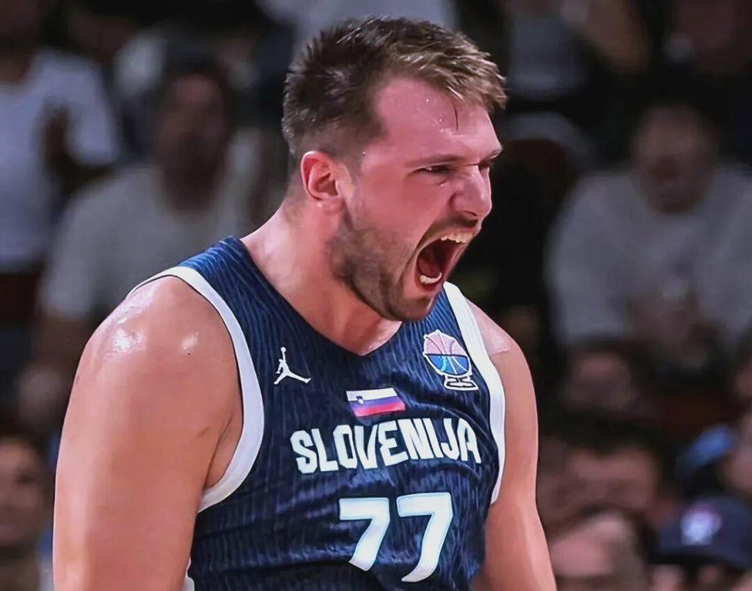 爱游戏- 东契奇绝杀带走胜利,21岁首次季后赛已比肩传奇 